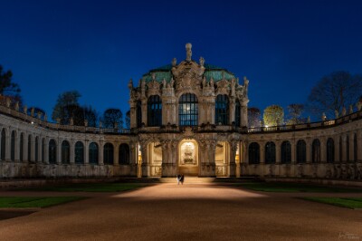 a7IV_25_01540_NAL Zwinger