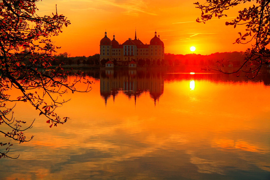 7D_16201_SP1024.jpg - sinfonie in red